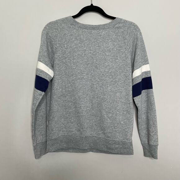 Old Navy Sweatshirt Long Sleeve Graphic Heart Spell Out XS Casual Cutesy Crew - Picture 2 of 9